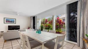 Yaringa 8 Port Douglas