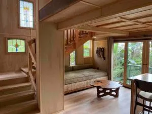 Romantic Cabin Treehouse in Hawaii Cloud Forest - Kukio