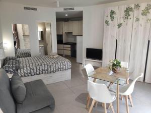 Nuevo estudio con parking gratis - 4-звездочные отели в городе Малага