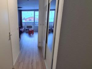 Tignes - Appartement 2 pièces cabine, 6 pers, vue sur montagne - FR-1-449-193