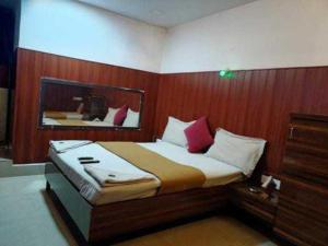 OYO Flagship Sea land lodging & Restuarant