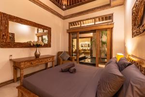 PROMO DEAL Sweet Unique Hidden Gem 2 BD Villa - CONSTRUCTION NEARBY