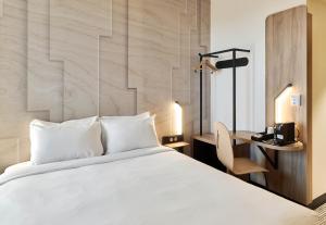 Hotels B&B HOTEL Versailles Rocquencourt : photos des chambres