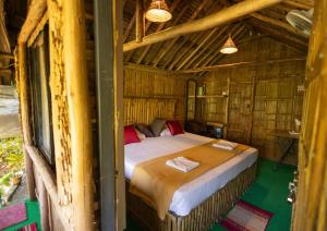 Fab - Bamboo Hut with Open Shower