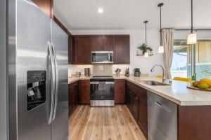 @Marbella Lane - 7BR home w Mountain+Ocean Views