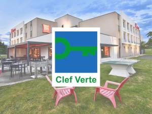 Hotels ibis Les Herbiers : photos des chambres