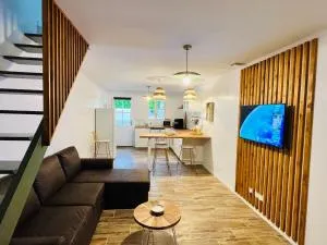 Chaleureuse maisonnette - Vaudelnay