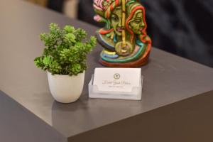 Hotel Yash Palace Near IGI Airport