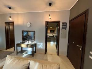 Lovely 2BR Apartment with Garden and Barbecue Area