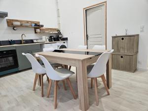 Villas MAISON A CENTRE VILLE ET 5 MIN A PIED PLAGE : photos des chambres
