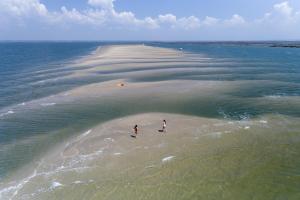 Maisons de vacances 700m plage d'Ares- Jardin et pins, maison pour 4 : photos des chambres