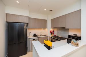 Stunning 3BR, Full Burj Khalifa and Fountain View -19AB01