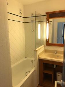 Logement entier : appartement en résidence - Lacanau, France