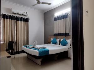 Luxor Park Service Apartment