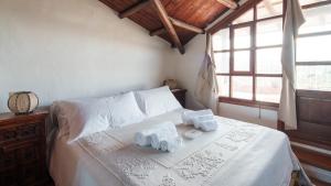 Welcomely - Romantic Roof