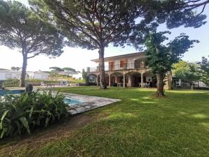 Villa de lujo con piscina, jardín y vistas al mar, a 100m de la playa en SAgaró - ES-209-27