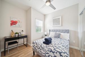 Amazing Value with High Comfort, 14 Guests for 4BR by Disneyland, Beaches, Rodeo 39 & More