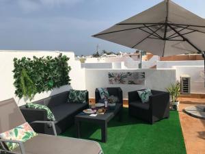 Apartment with sunny private rooftop terrace