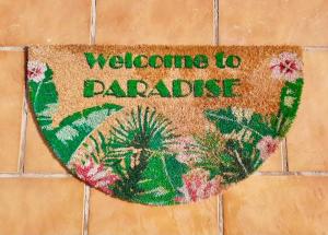 Apartment with sunny private rooftop terrace