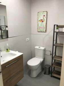 Apartment with sunny private rooftop terrace