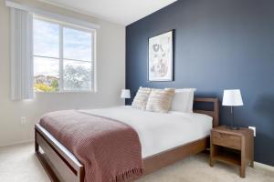 Playa Vista 1BR w Pool Gym Spa nr the beach LAX-138