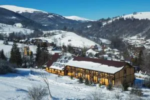 IZKI Eco Resort - Bukovets