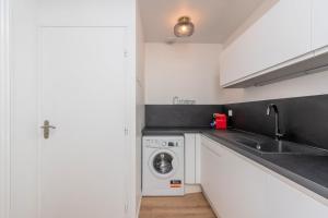 Maisons d'hotes 2 BR house w/ terrace, near train stations & metro : photos des chambres