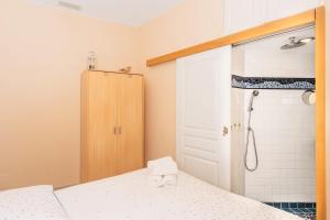 Appartements MARNE III - SPACIEUX 3-4 PIECES - Carre d'Or Menton : photos des chambres