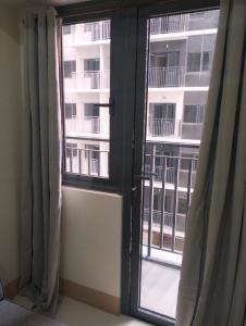 Shore 3 Residences, Tower 2