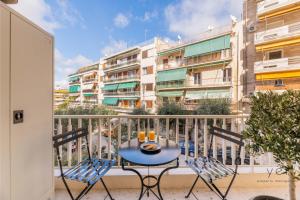 Nature-Infused Vibes & Nightlife