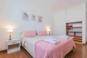 EN EL CORAZON DE PALERMO SOHO Hermoso Depto familiar para 4 con gran piscina y jardín con Seguridad 24 HS COCHERA APARTE OPCIONAL EN EL EDIFICIO