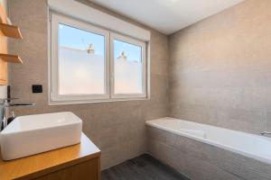 Maisons d'hotes House 4bed 2bath with garden and private parking. : photos des chambres