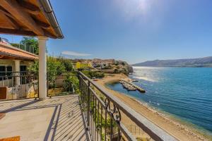 Marva Cliff Apartments