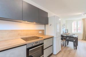 Charmant appartement rénové 2 chambres.