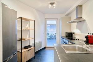 Maisons d'hotes Renovated 3 bedroom house with terrace : photos des chambres