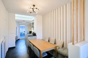 Maisons d'hotes Renovated 3 bedroom house with terrace : photos des chambres