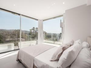 APARTAMENTO CON VISTAS AL MAR, LA CONCHA Y RIO REAL