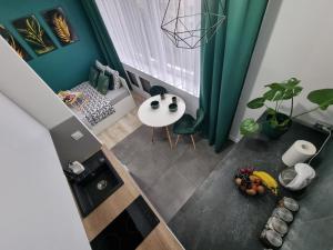 13 Kawalerka Szmaragdowa