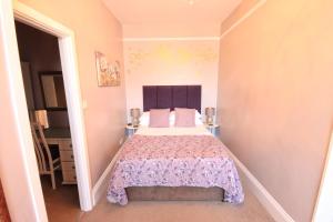 Deluxe Double Room room in Two Beaches