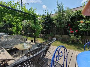 Appartement dans un jardin