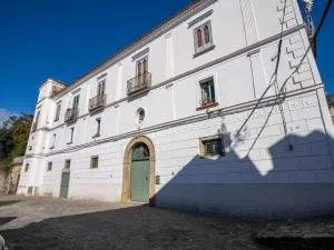 Giardino Siniscalchi - Lustra