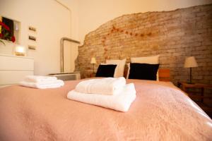 Ultra central cosy AC apartment