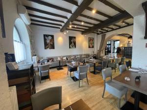 Hotels Logis Hotel de France & Restaurant Pamiers : photos des chambres