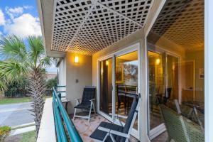 Lindas Beach Shack at the Playa Rana - Pool - 2 blocks from the beach and boardwalk!