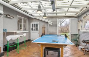 Cozy Home In Hundested With Kitchen