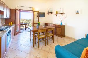 Sun and Sea LT - Piscina Condominiale - PMS CaseVacanze