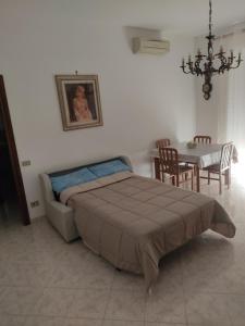 grazioso bilocale a 100 MT dalla metropolitana