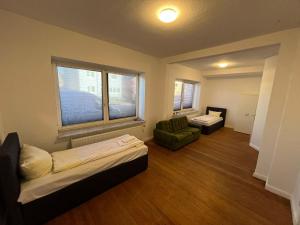 3-SZ Monteurswohnung mit 2 Bädern mit guter Anbindung