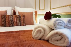 Guernica Apartment Paris Montmartre