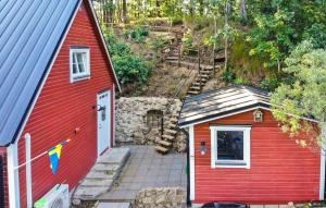 Lovely Home In Munka-Ljungby With Wifi